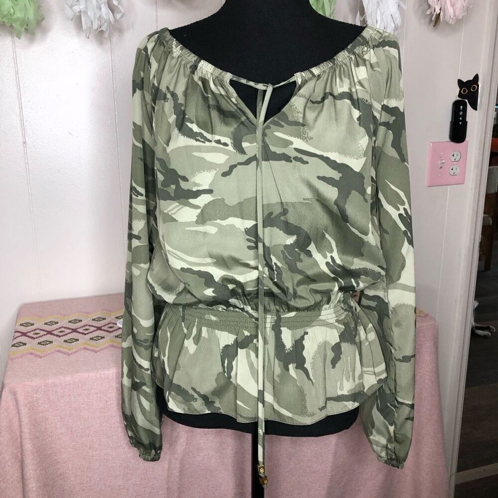 NWOT Michael Kors Womens Camo Long Sleeve Blouson Style Blouse Green XS
